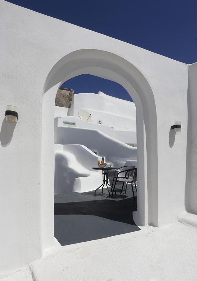 Church And Cave - Santorini Private Residences Mesaria Exteriör bild